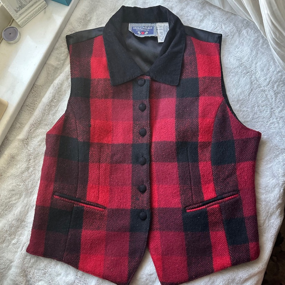 Red Plaid Mini Vest Festive Chic Wool Blend Corduroy Collar